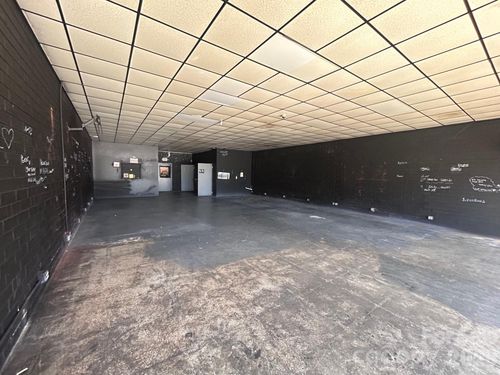 1428 Us Highway 70 Sw, Hickory, NC, 28602-3135 | Card Image