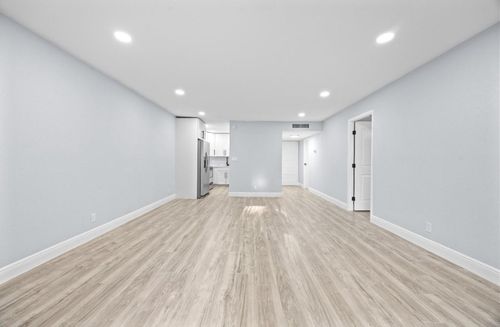 109-6061 N Falls Circle Dr, Lauderhill, FL, 33319-6830 | Card Image