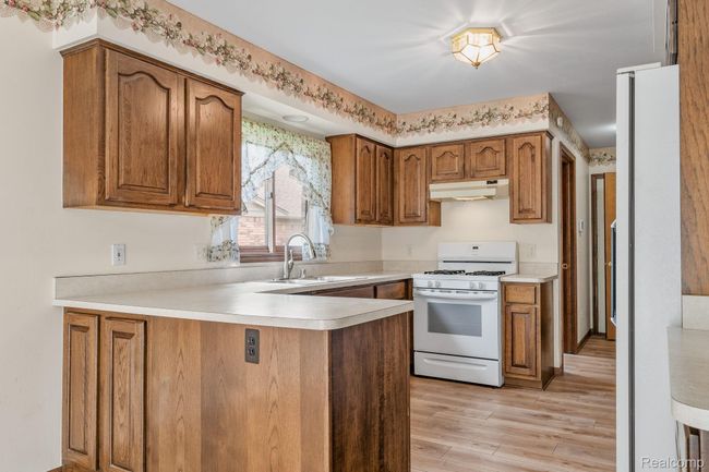 Kitchen offers plenty of space & storage | Image 10