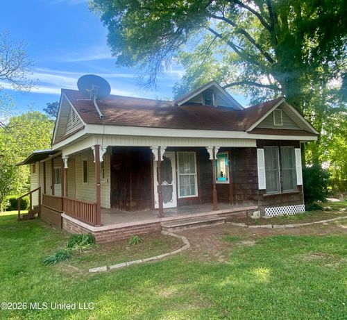 209 W Cayuga St, Crystal Springs, MS, 39059-2701 | Card Image