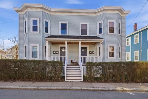 1-18 Phelps St, Salem, MA, 01970-3064 | Card Image