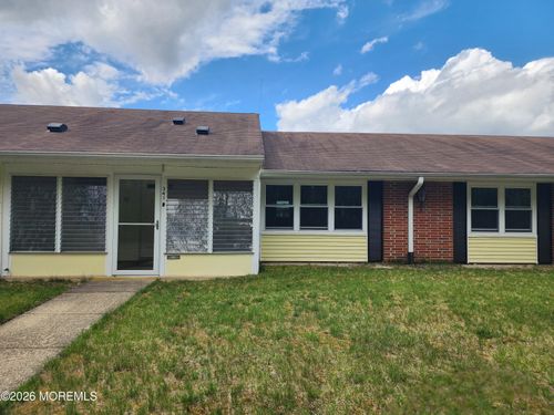 341B Canterbury Ct, Lakewood, NJ, 08701-6696 | Card Image