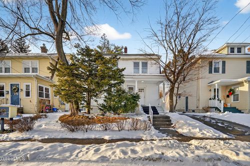 32 Eileen St, Albany, NY, 12203-2102 | Card Image