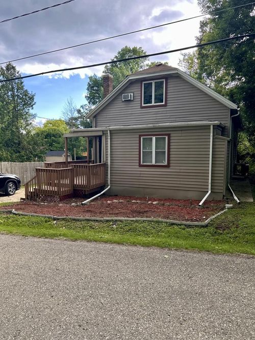N3217 Mistle Rd, LAKE GENEVA, WI, 53147-3229 | Card Image