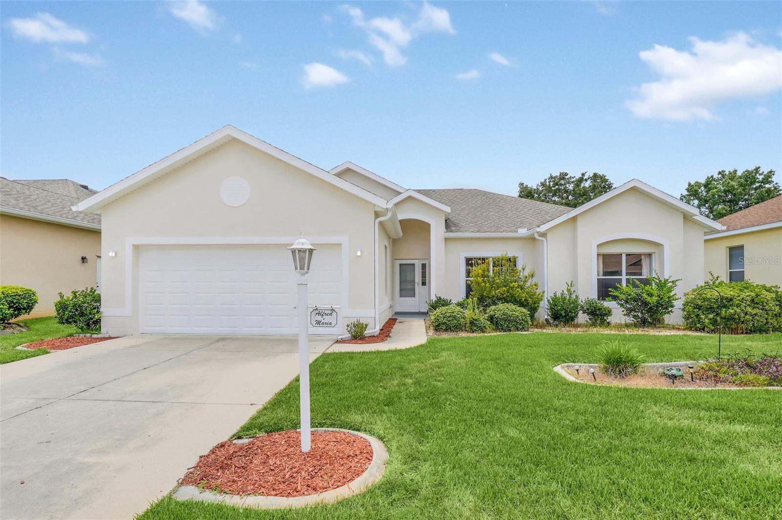 25233 Laurel Valley Rd, Sold in LEESBURG - Zoocasa