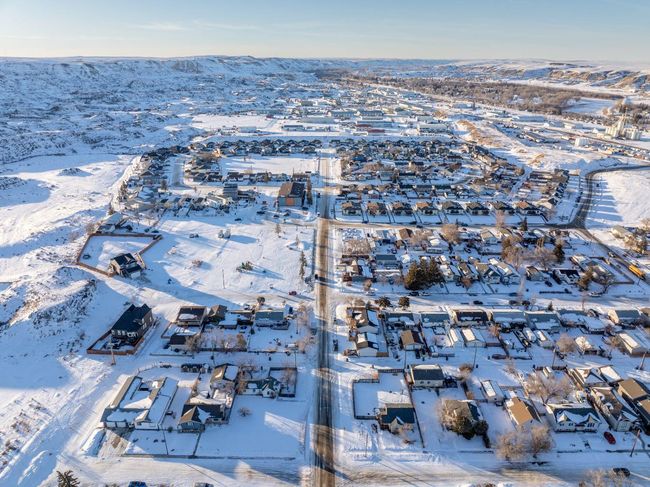 815 3 Street Sw, Home with 0 bedrooms, 0 bathrooms and null parking in Drumheller AB | Image 21