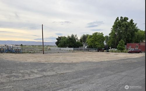 3940 Harrah Rd, Harrah, WA, 98933-9800 | Card Image
