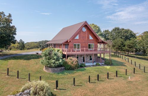 1870 Timber Rdg, Buchanan, VA, 24066-4772 | Card Image