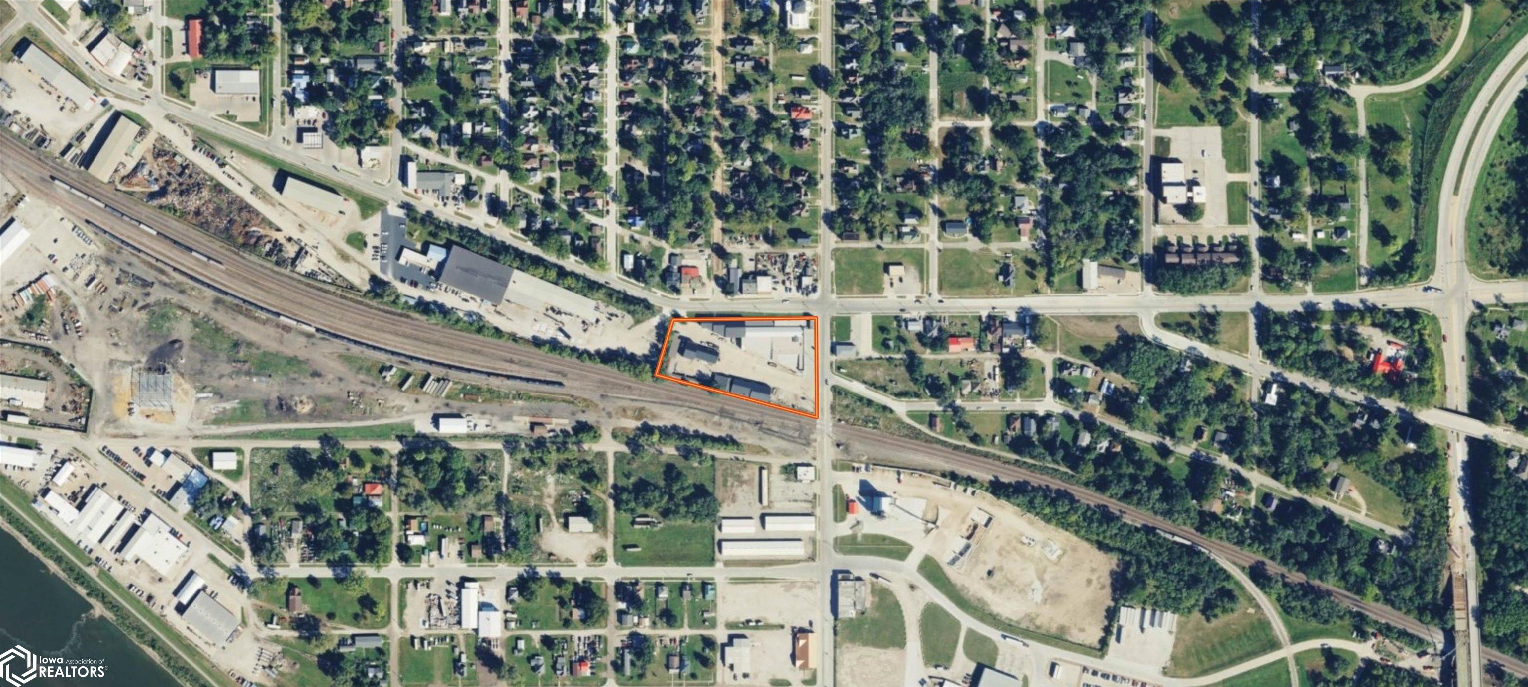 201 S Iowa Ave, Ottumwa, IA 52501