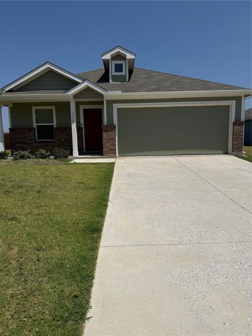 7728 Skier Dr, McKinney, TX, 75071-3747 | Card Image