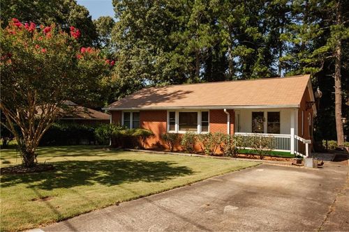 2240 Old Spring Rd Se, Smyrna, GA, 30080-1317 | Card Image