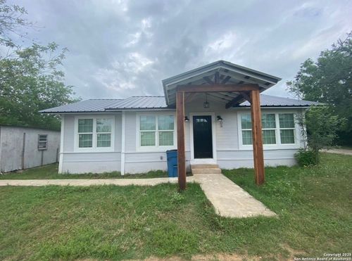 106 Weber St, Poth, TX, 78147-0227 | Card Image