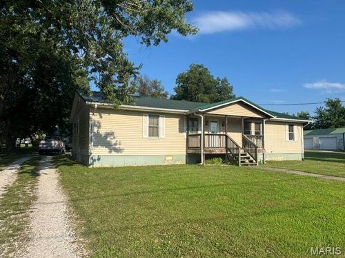 309 S Palmyra St, Perry, MO, 63462-1201 | Card Image