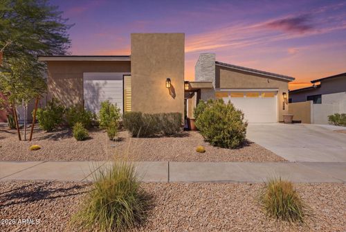 1118 E Paseo Way, Phoenix, AZ, 85042-8383 | Card Image