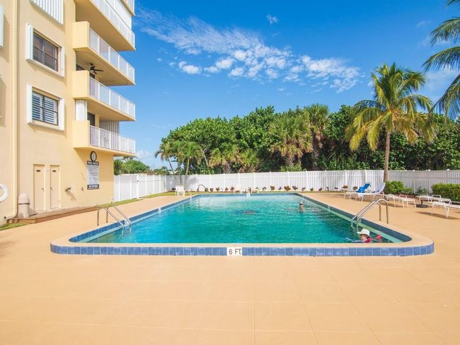 APT-601 - 3200 N Highway A1a, Condo with 2 bedrooms, 2 bathrooms and null parking in Hutchinson Island FL | Image 39