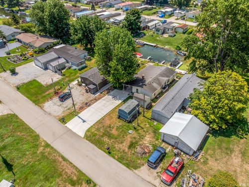 11 Ems B6a Ln, Leesburg, IN, 46538-8968 | Card Image