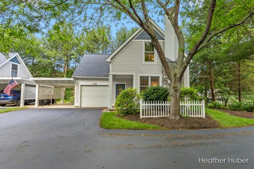 2066 S Shore Drive, Park Twp, MI, 49423 | Card Image