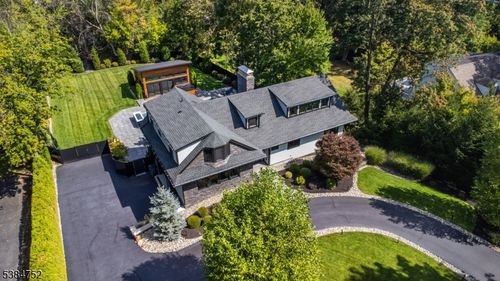 82 Fells Rd, Essex Fells, NJ, 07021-1802 | Card Image