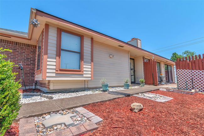 2135 Rose Cliff Ln, House other with 2 bedrooms, 2 bathrooms and null parking in Carrollton TX | Image 19