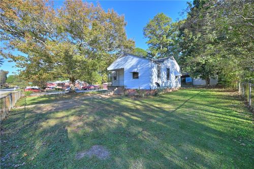 2309 Crestview St, Opelika, AL, 36801-6975 | Card Image