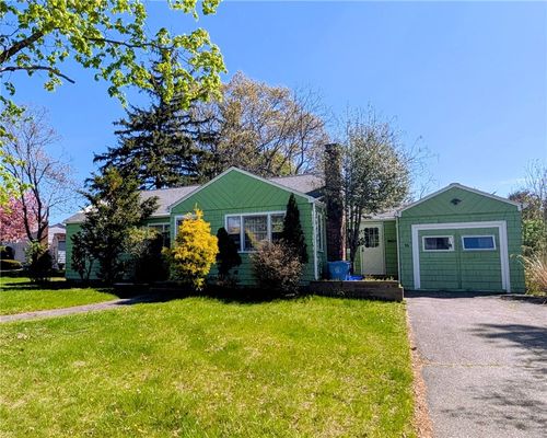 46 Eden Crest Dr, Cranston, RI, 02920-8104 | Card Image