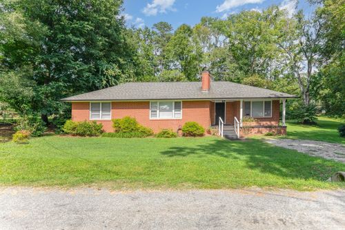 220 Hazel St, China Grove, NC, 28023-8649 | Card Image