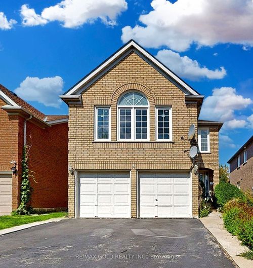 5 Rangeland Rd, Brampton, ON, L6R1L4 | Card Image