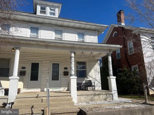 119 Woodside Ave, West Lawn, PA, 19609-1637 | Card Image