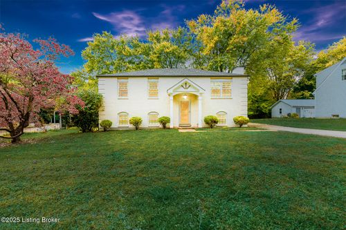 12113 Springmeadow Ln, Goshen, KY, 40026-9531 | Card Image