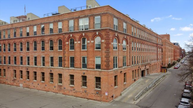 APT-29 - 200 River Place Dr, Condo with 2 bedrooms, 3 bathrooms and null parking in Detroit MI | Image 44