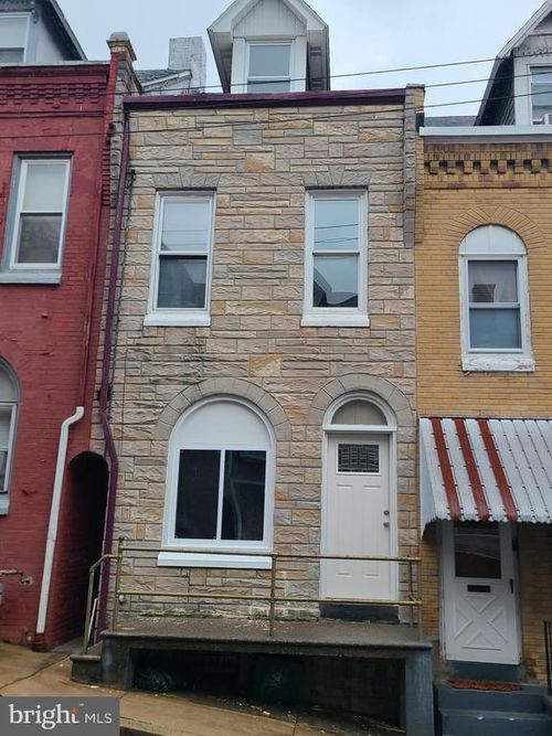 1218 Fidelity St, READING, PA, 19604-2930 | Card Image