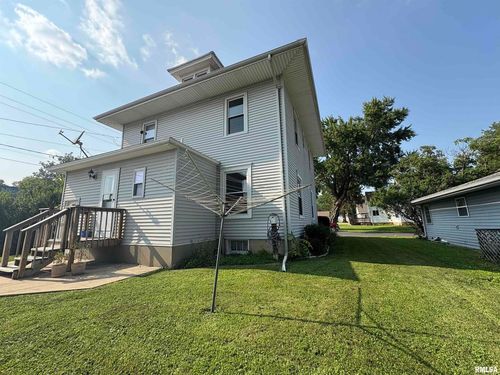 17 E 5th St, MILLEDGEVILLE, IL, 61051-9424 | Card Image