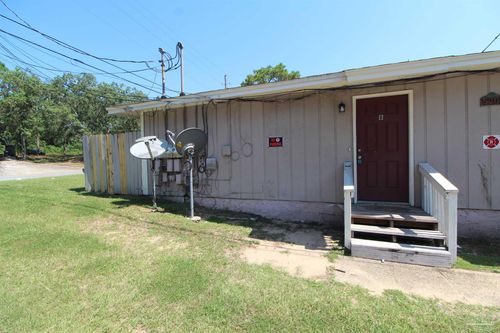 b-5207 Charbar Dr, Pensacola, FL, 32526-6509 | Card Image