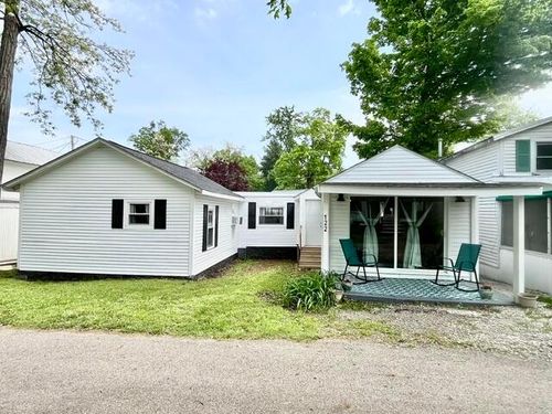 122 7th St, Lancaster, OH, 43130 | Card Image