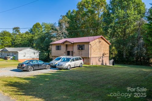 2441 Delta Ct, Granite Falls, NC, 28630-9451 | Card Image