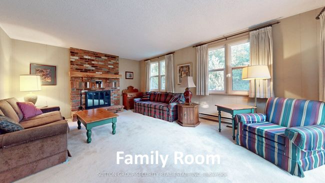 19 Mattice Rd, House other with 5 bedrooms, 3 bathrooms and 4 parking in Etobicoke ON | Image 14