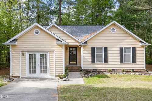 10 Petersburg Pl, Durham, NC, 27703-3653 | Card Image