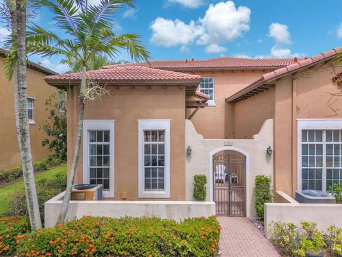 4-43-516 Sw 147th Ter, Pembroke Pines, FL, 33027-6110 | Card Image