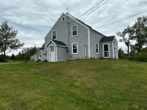712 Highway 335, West Pubnico, NS, B0W3S0 | Card Image