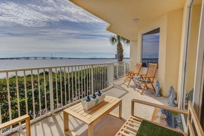 105 - 6504 Bridge Water Way, Condo with 2 bedrooms, 2 bathrooms and null parking in Panama City Beach FL | Image 1