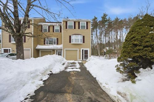 unit-81-15 Culver St, Plaistow, NH, 03865-2758 | Card Image
