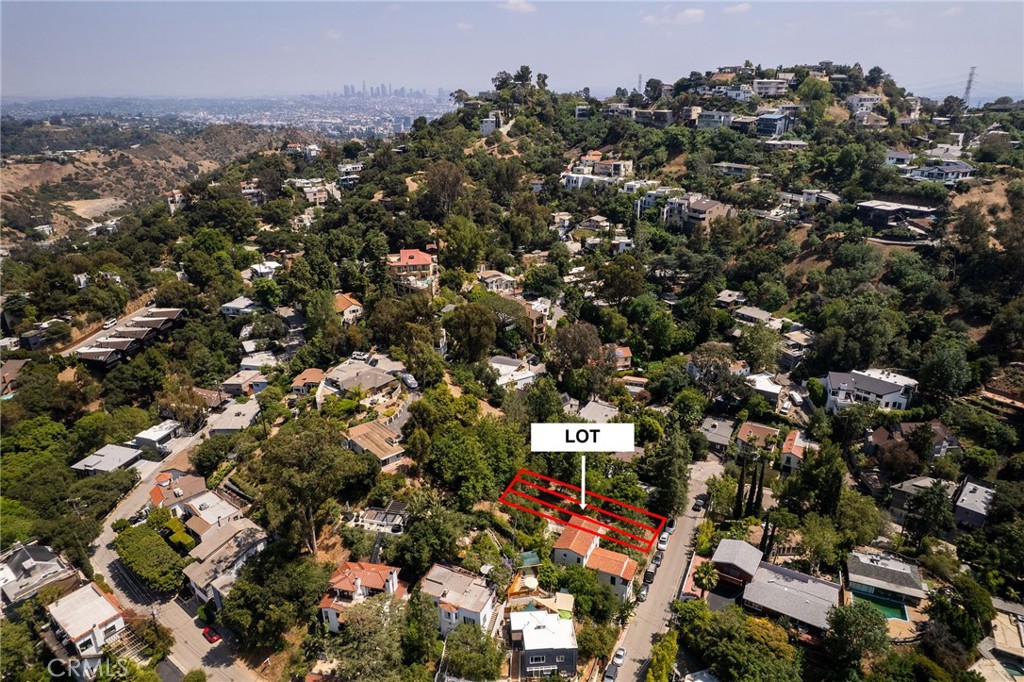 Land in Los Angeles 2