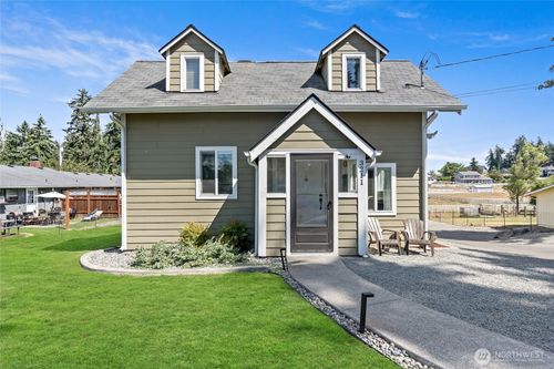 3211 122nd Avenue E Edgewood Wa 98372-2424, Edgewood, WA, 98372 | Card Image