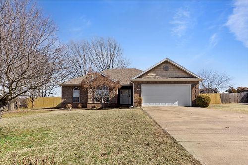 302 Ne M St, Bentonville, AR, 72712-5521 | Card Image