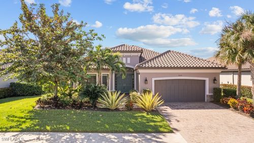 9235 Rialto Ln, NAPLES, FL, 34119-2018 | Card Image