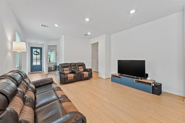 21706 Lime Moss Ln, House other with 3 bedrooms, 2 bathrooms and 2 parking in Cypress TX | Image 7