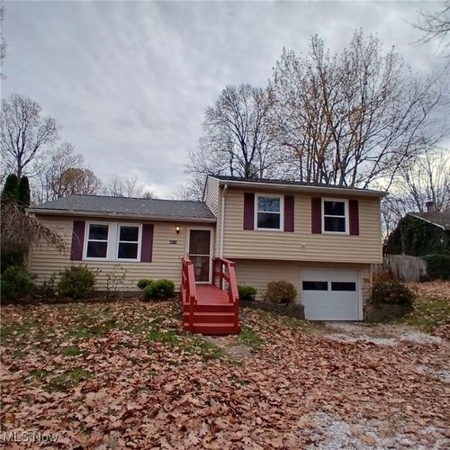 6218 Maxwell Dr, Madison, OH, 44057-2011 | Card Image