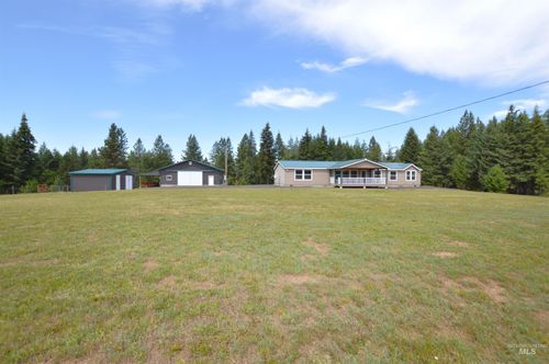 1150 Three Mile Rd, Weippe, ID, 83553-5021 | Card Image