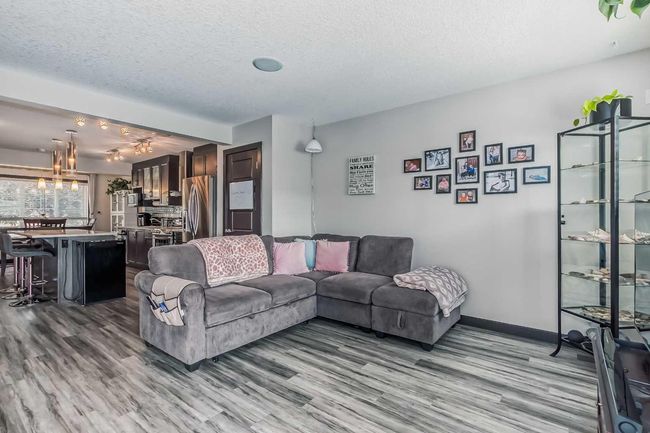 275 Pantego Lane Nw, Home with 3 bedrooms, 2 bathrooms and 2 parking in Calgary AB | Image 7