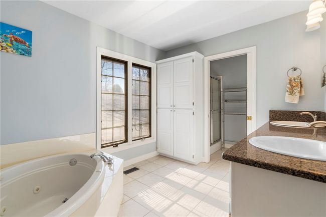 primary bath | Image 10